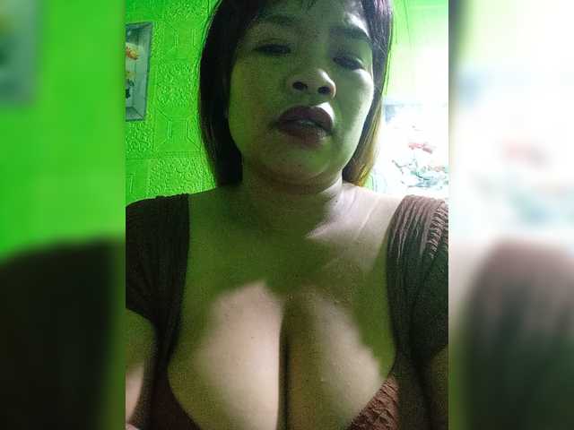 Kyrene live cam on BongaCams