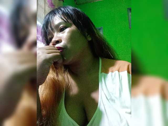Kyrene live cam on BongaCams