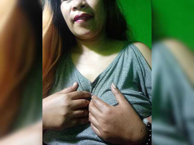 Kyrene live cam on BongaCams