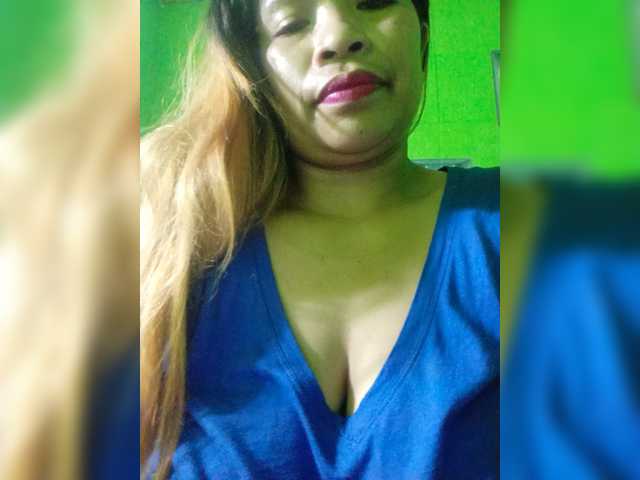 Kyrene live cam on BongaCams