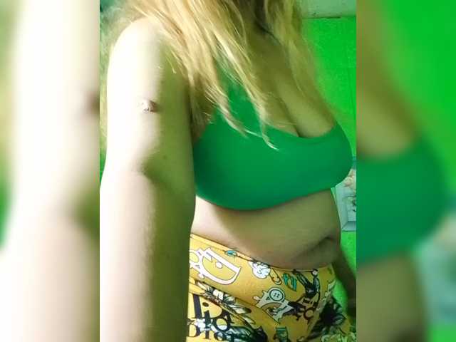 Kyrene live cam on BongaCams