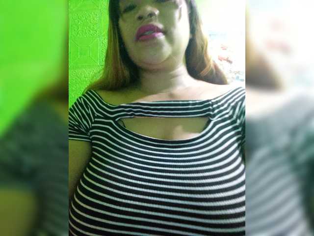 Kyrene live webcam show
