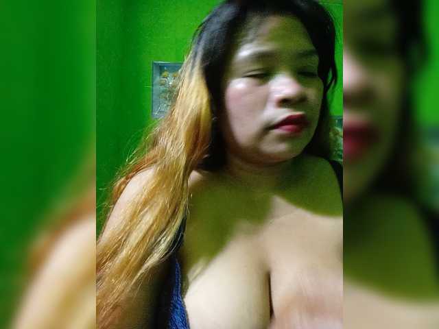 Kyrene live webcam show
