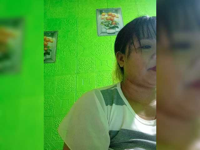 Kyrene live webcam show
