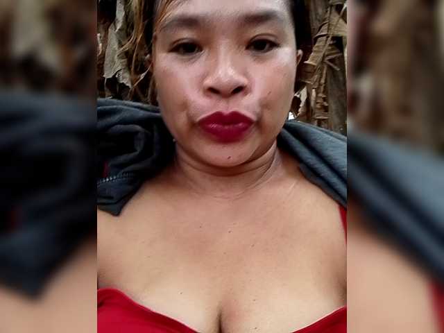 Kyrene's BongaCams show and profile