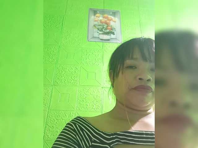 Kyrene live cam on BongaCams