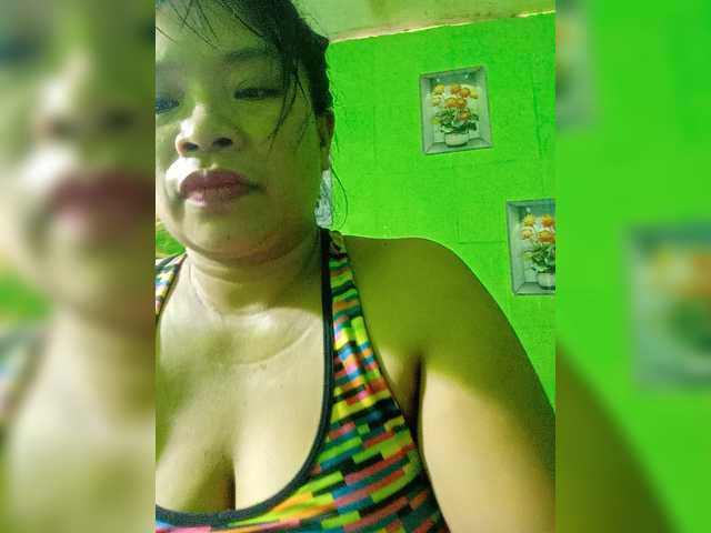 Kyrene live cam on BongaCams