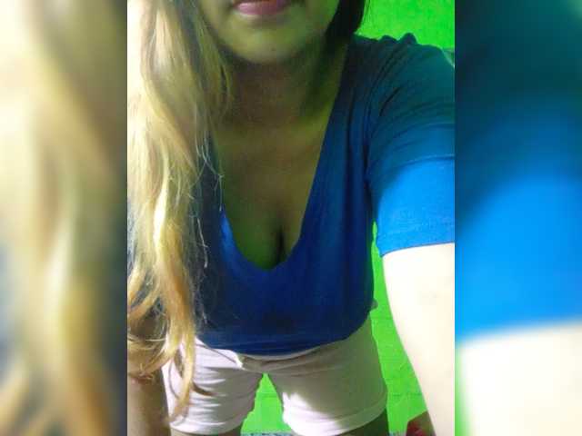 Kyrene live cam on BongaCams