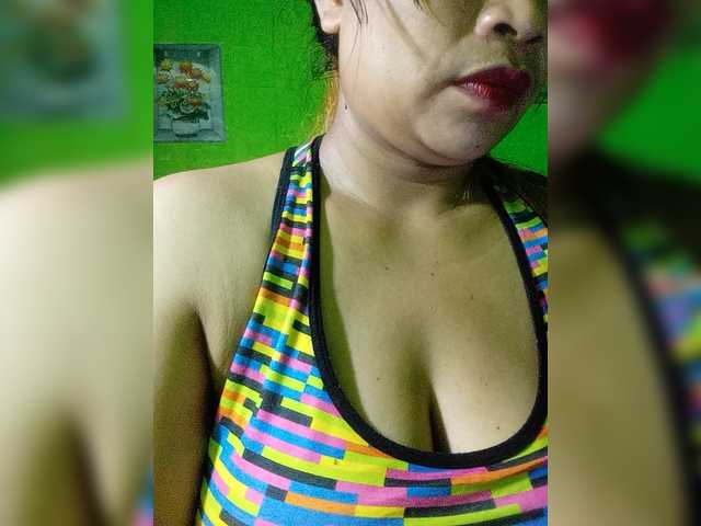 Kyrene live cam on BongaCams