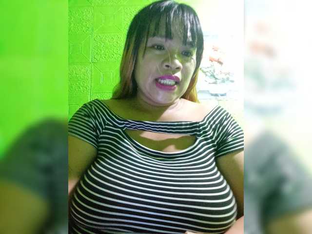 Kyrene live webcam show