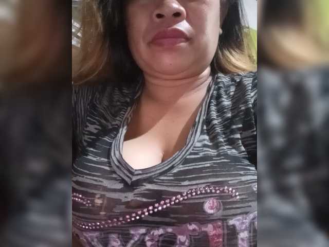 Kyrene live cam on BongaCams