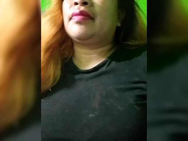 Kyrene's BongaCams show and profile