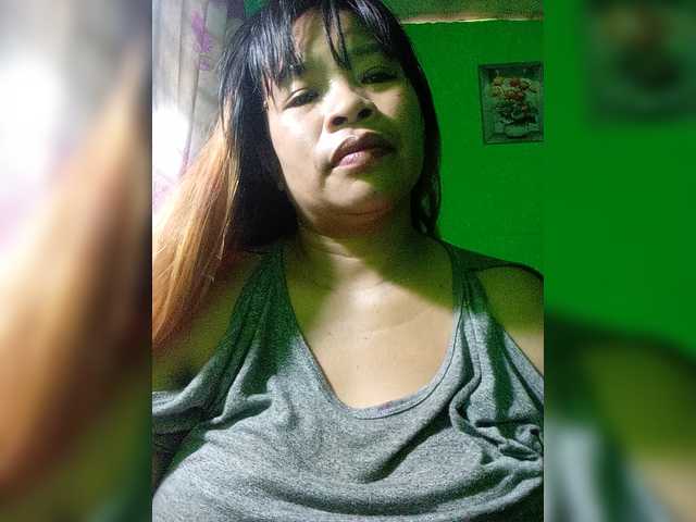 Kyrene live cam on BongaCams