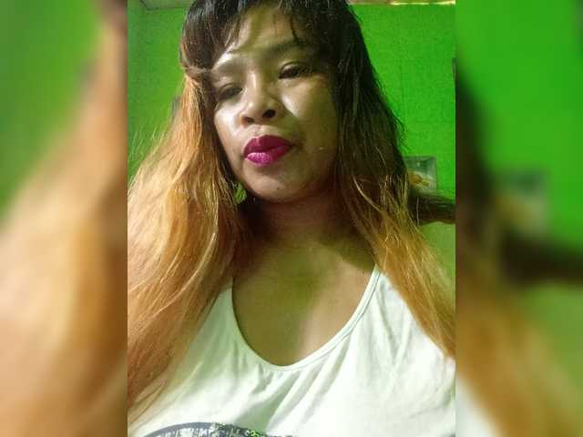 Kyrene live cam on BongaCams