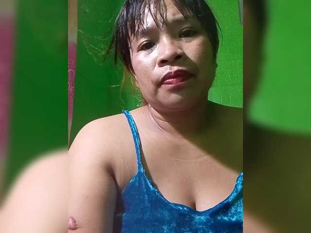 Kyrene live webcam show