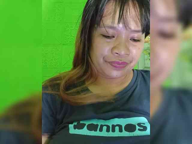 Kyrene's cam show statistics and live stream