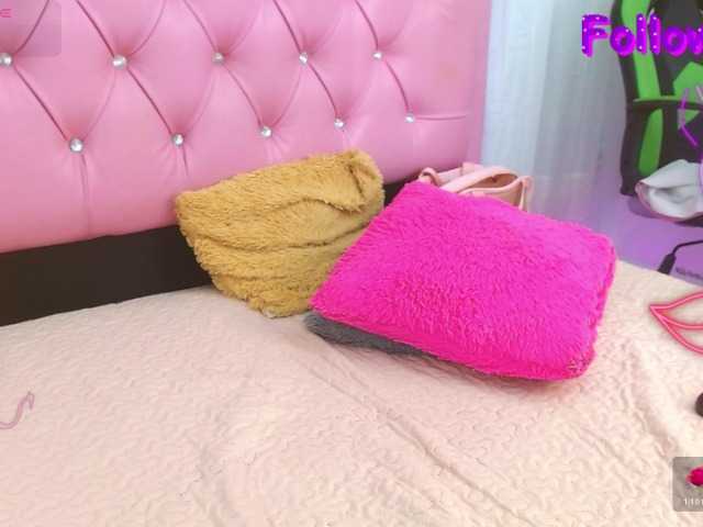 Melodyxcute live cam on BongaCams