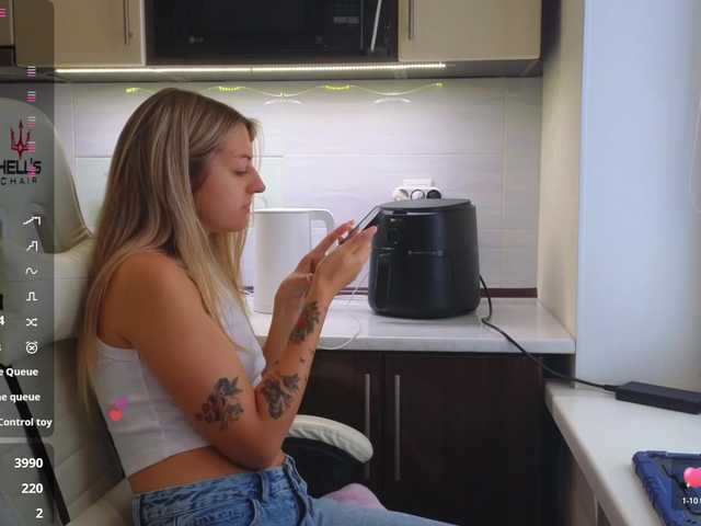 Leppieee live cam on BongaCams