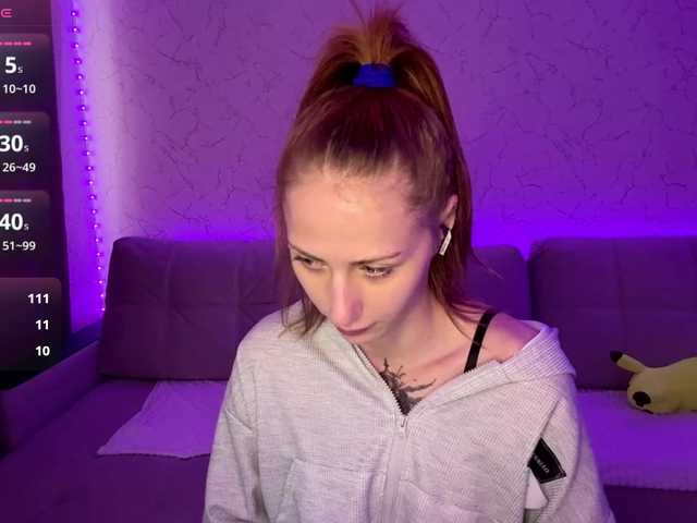 BlondyBun live cam on BongaCams