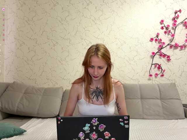 BlondyBun live cam on BongaCams