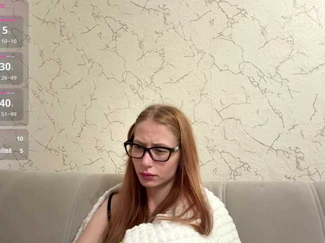 BlondyBun live cam on BongaCams