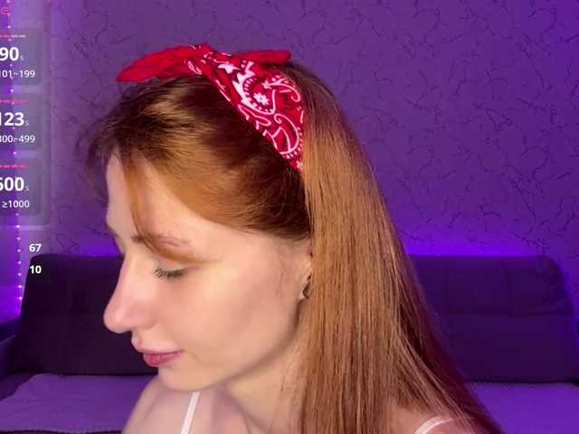 BlondyBun live cam on BongaCams