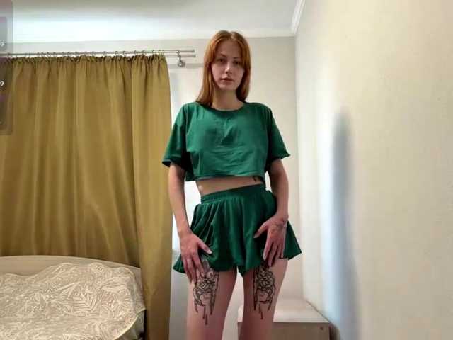 BlondyBun live cam on BongaCams