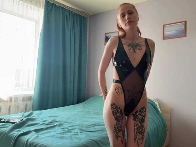 BlondyBun live cam on BongaCams