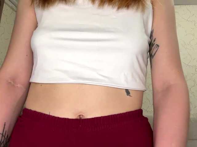 BlondyBun live cam on BongaCams