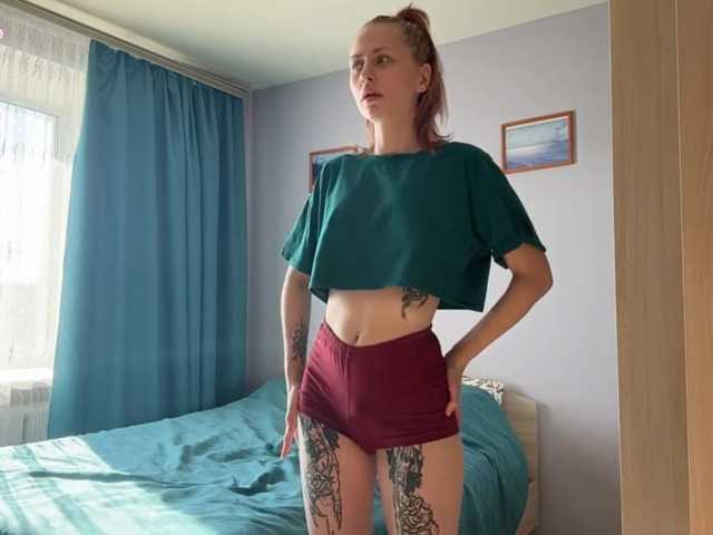 BlondyBun live cam on BongaCams