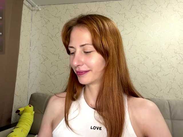 BlondyBun live cam on BongaCams