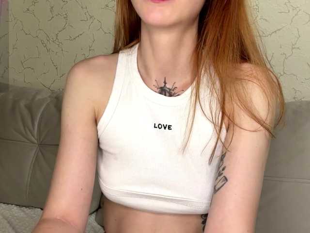 BlondyBun live cam on BongaCams