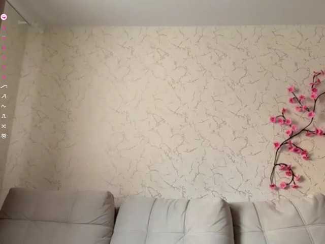 BlondyBun live cam on BongaCams