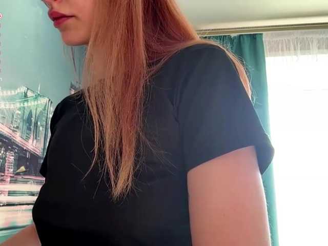BlondyBun live cam on BongaCams