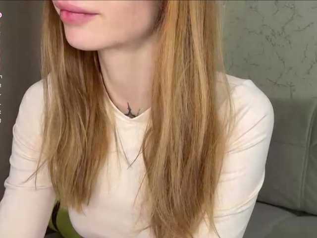 BlondyBun live cam on BongaCams