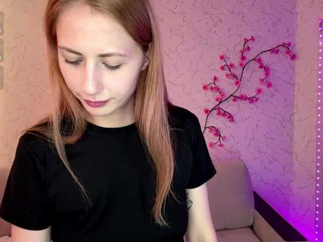 BlondyBun live cam on BongaCams