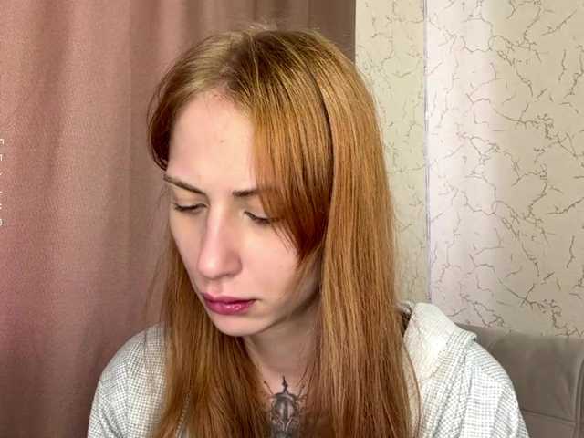 BlondyBun live cam on BongaCams