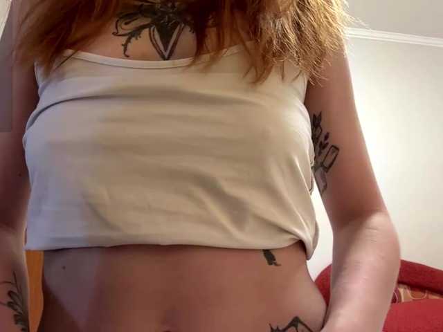 BlondyBun live cam on BongaCams