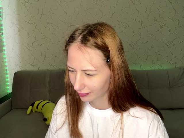 BlondyBun live cam on BongaCams