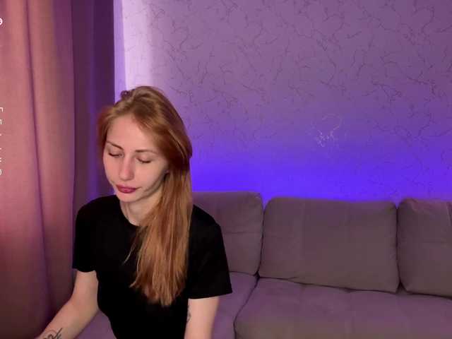 BlondyBun live cam on BongaCams