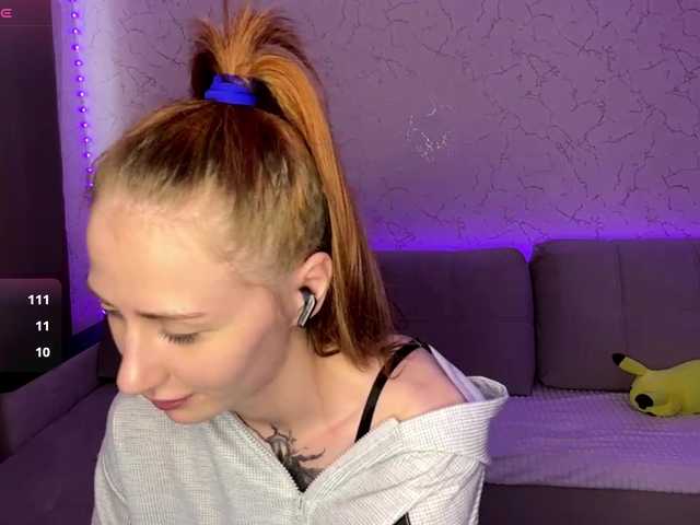 BlondyBun live cam on BongaCams