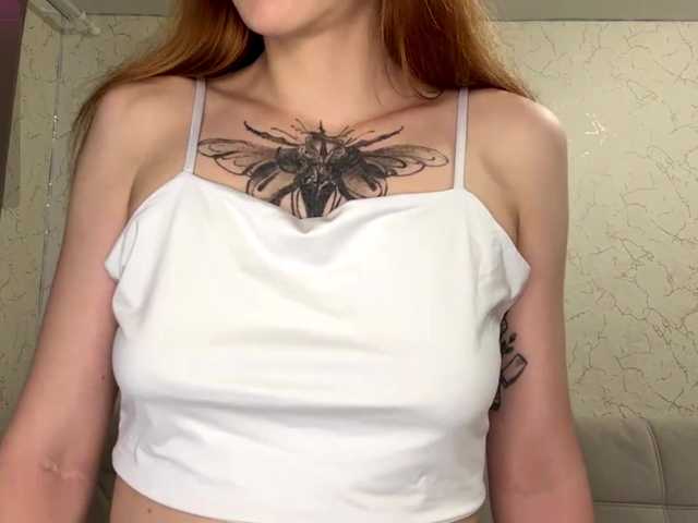 BlondyBun live webcam show