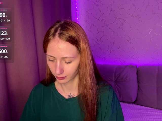 BlondyBun live cam on BongaCams