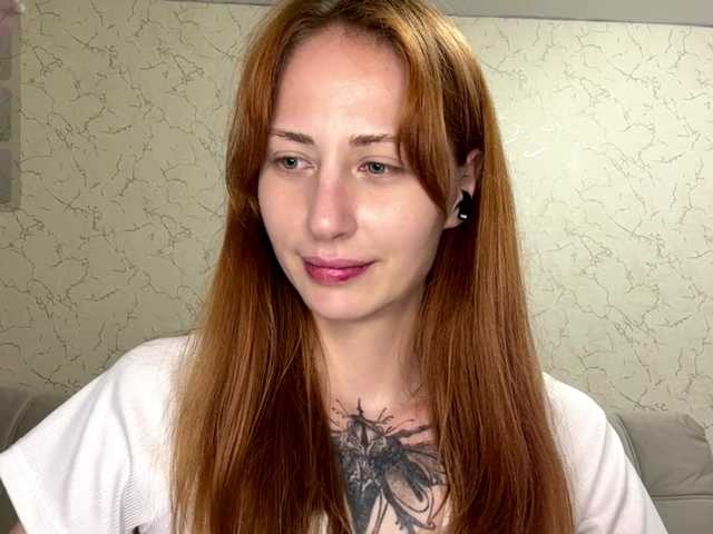 BlondyBun live cam on BongaCams