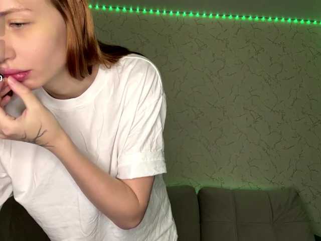 BlondyBun live cam on BongaCams