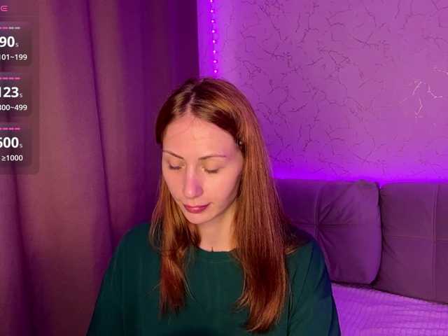 BlondyBun live cam on BongaCams