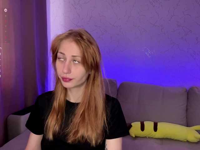 BlondyBun live cam on BongaCams