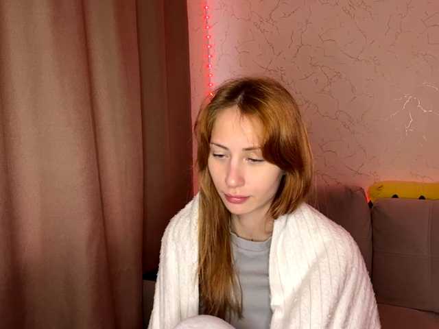 BlondyBun live cam on BongaCams