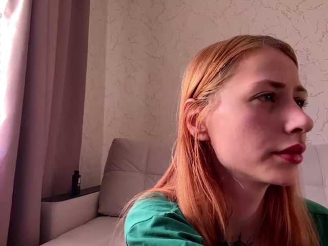 BlondyBun live cam on BongaCams