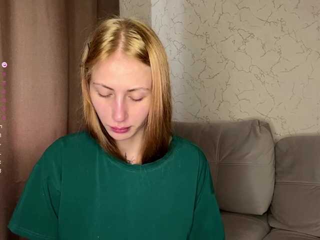 BlondyBun live cam on BongaCams